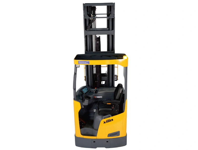 Wózek wysokiego składowania (reach truck) CQD25-D z kamerą wideł i masztem do 12,5 m